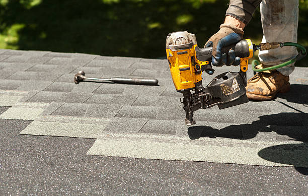 Best Metal Roofing Contractor  in Center Point, IA