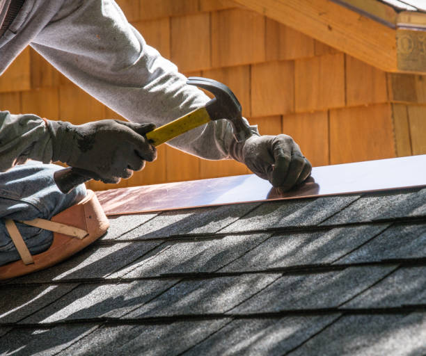 Quick and Trustworthy Emergency Roof Repair Services in Center Point, IA